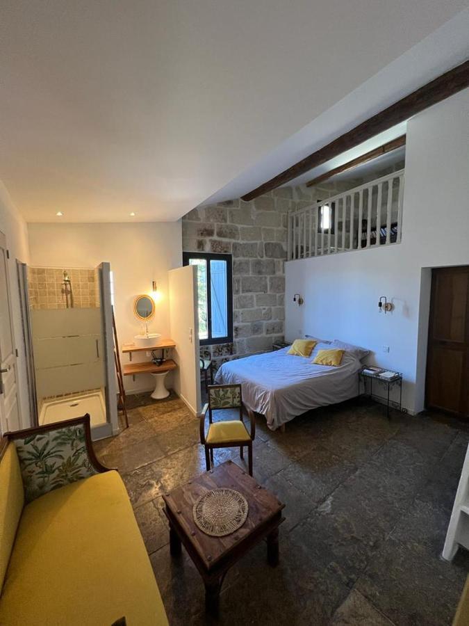 Bed and Breakfast Oustaou De Betty Et Bob Le Cailar Экстерьер фото